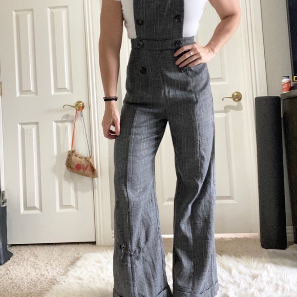 Awesome wide leg vintage overalls ❤️ - Picture 7 of 9